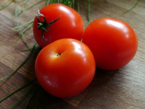 tomato-498721_1920